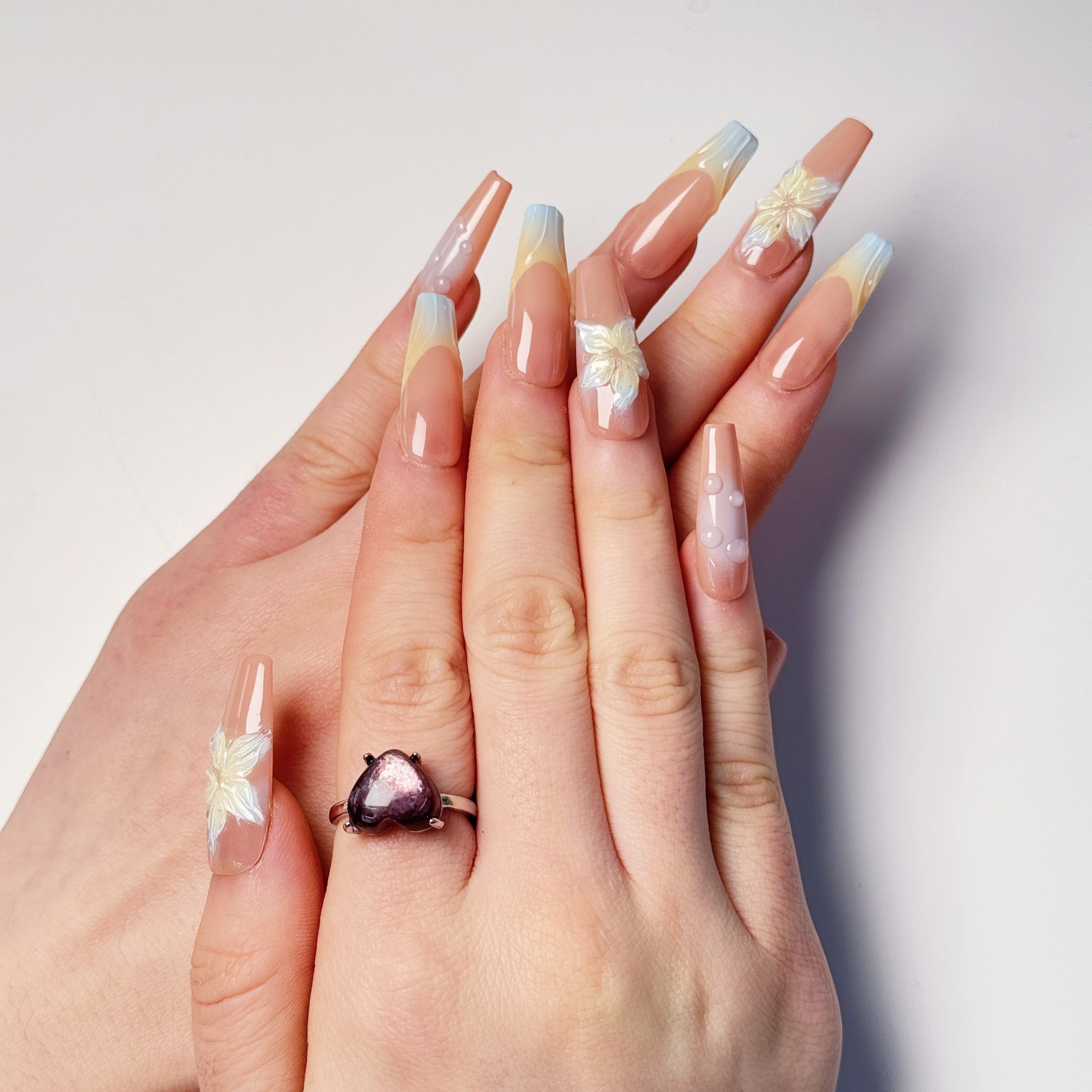 Jasmine Soda Press on Nails - Image 5
