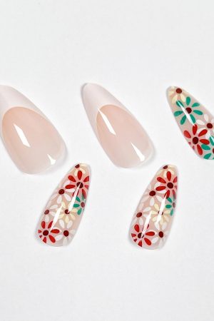 Petals French Press on Nails
