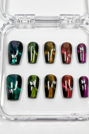 Northern Lights Press on Nails