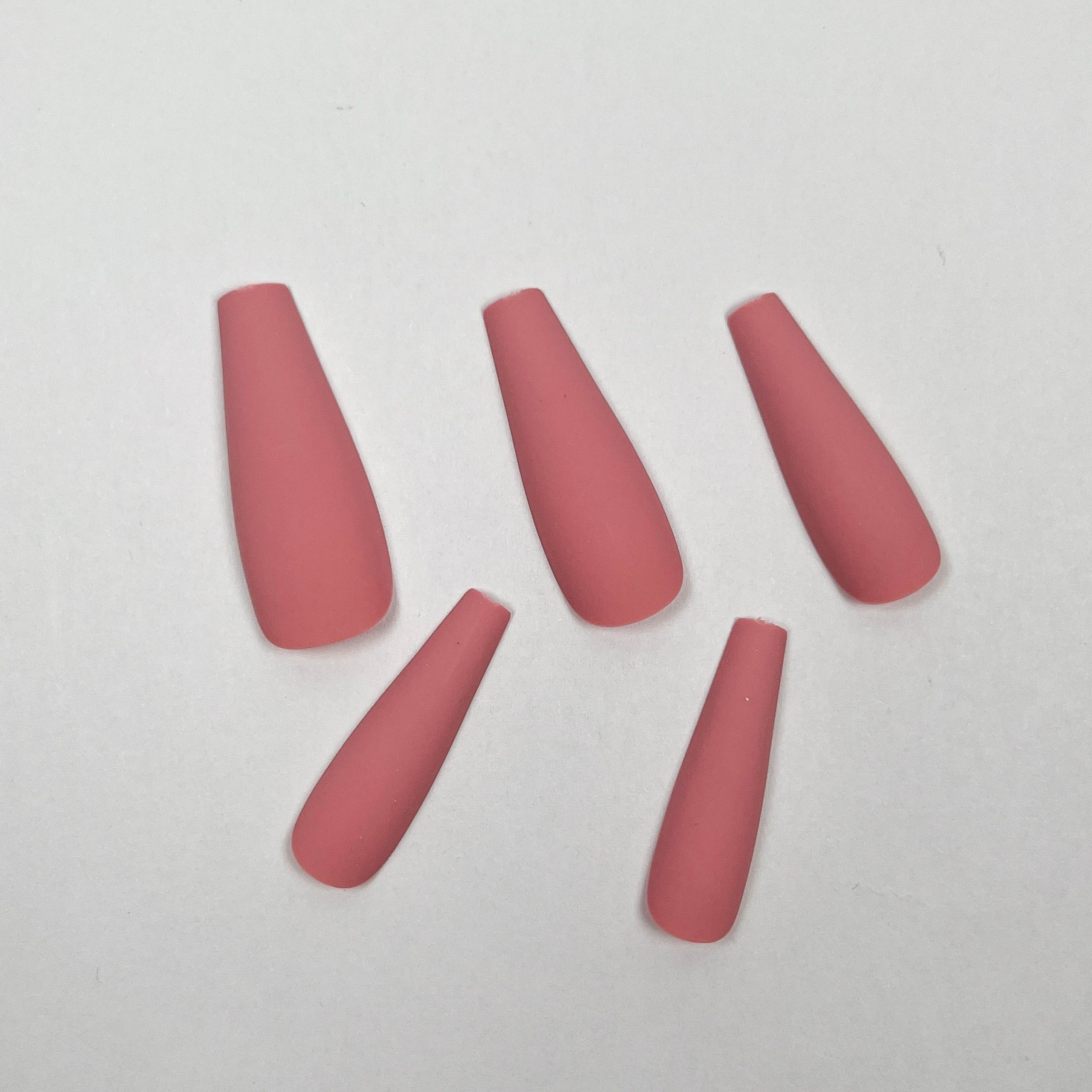 Fog Pink Press-on Nails