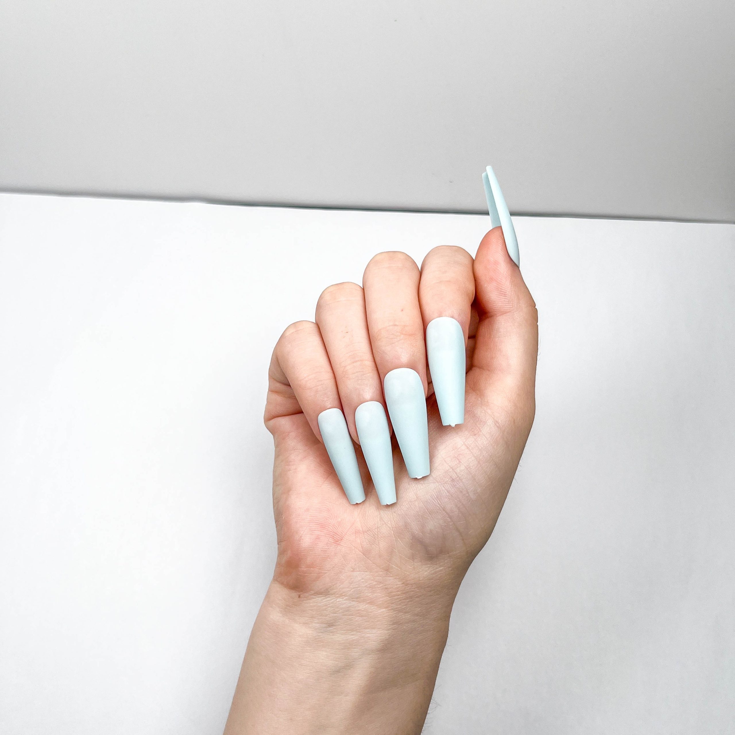 Light Blue Press-on Nails - Image 2