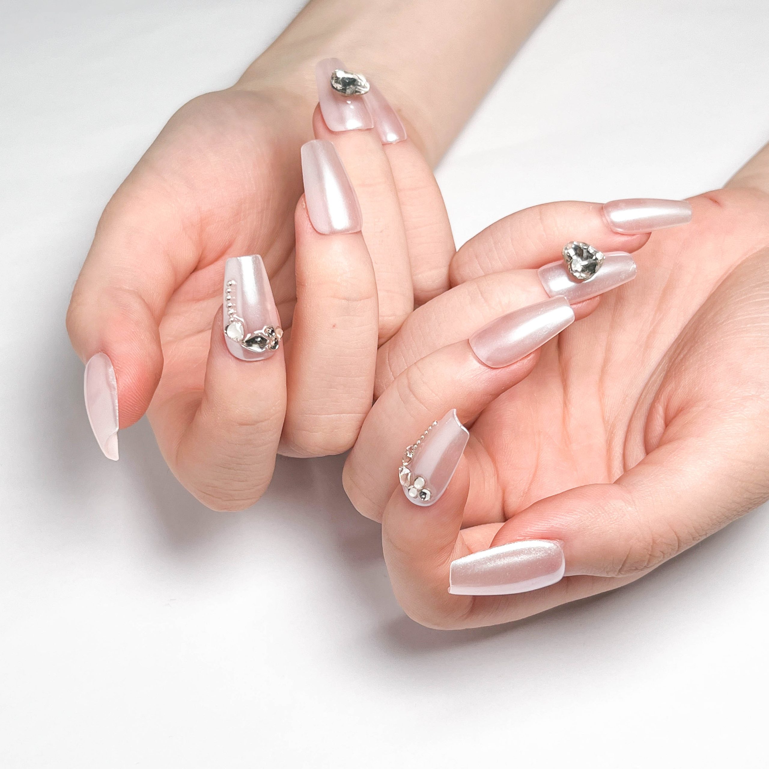 Aurora Pink Heart Press on Nails - Image 3
