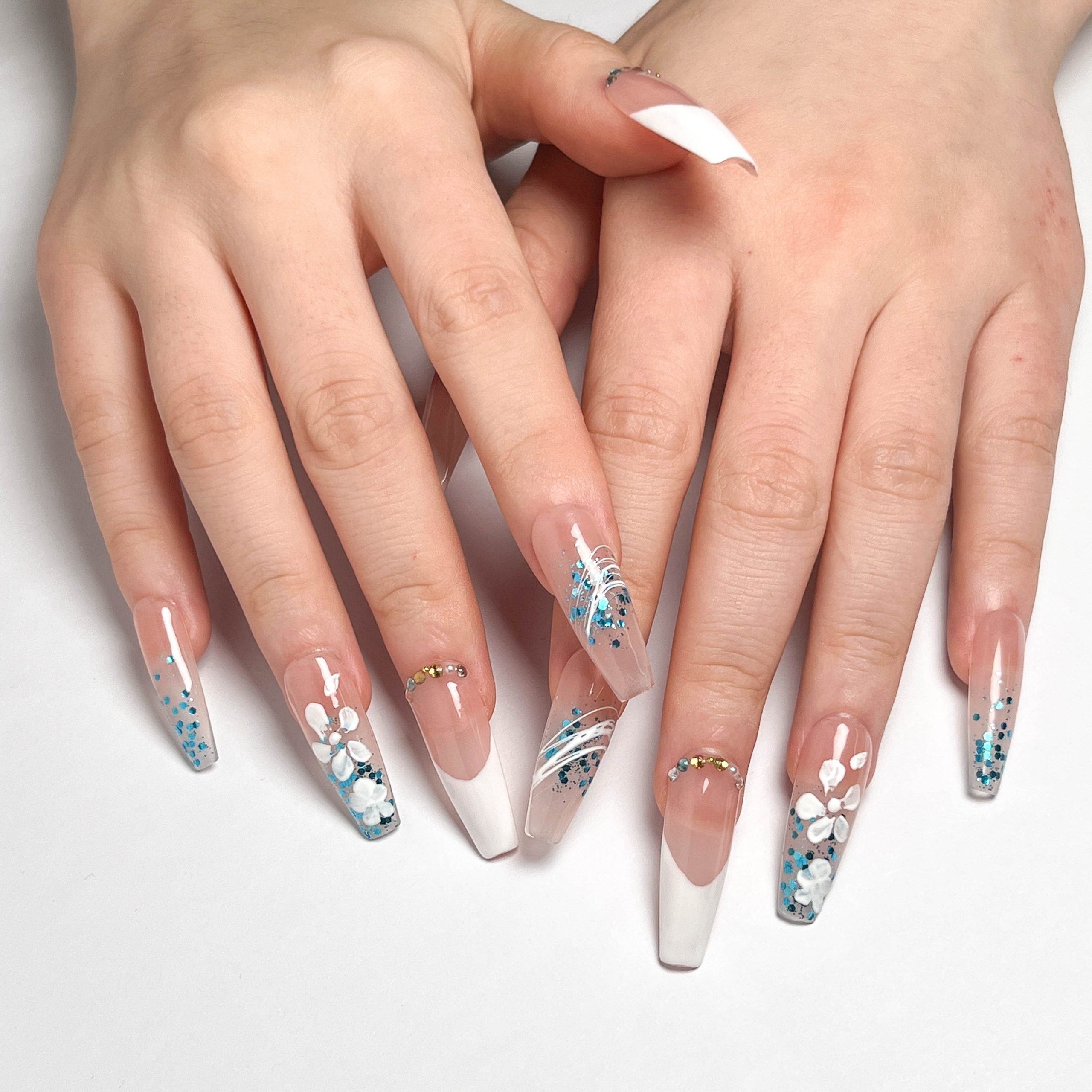 Petal Rain French Press on Nails - Image 6
