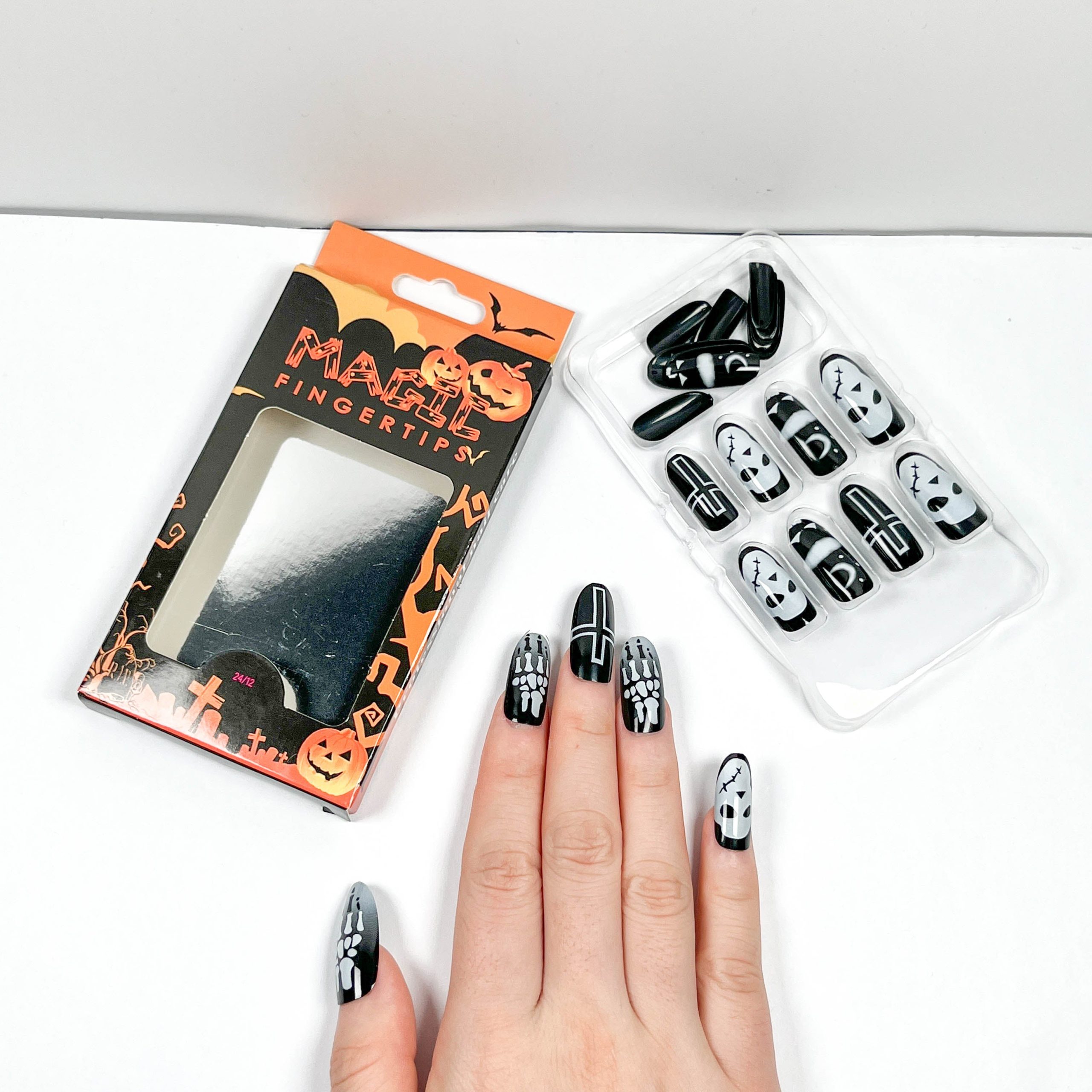 Horror Bones Press-on Nails - Image 3