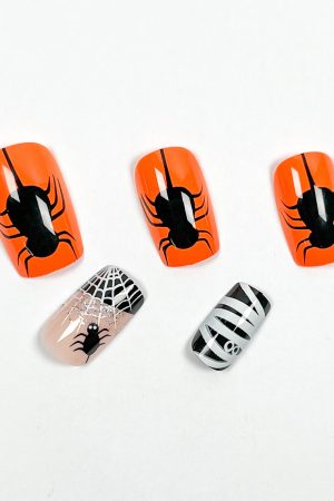 Hanging Spider Press-on Nails