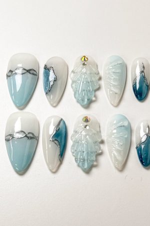Beach Holiday Press on Nails